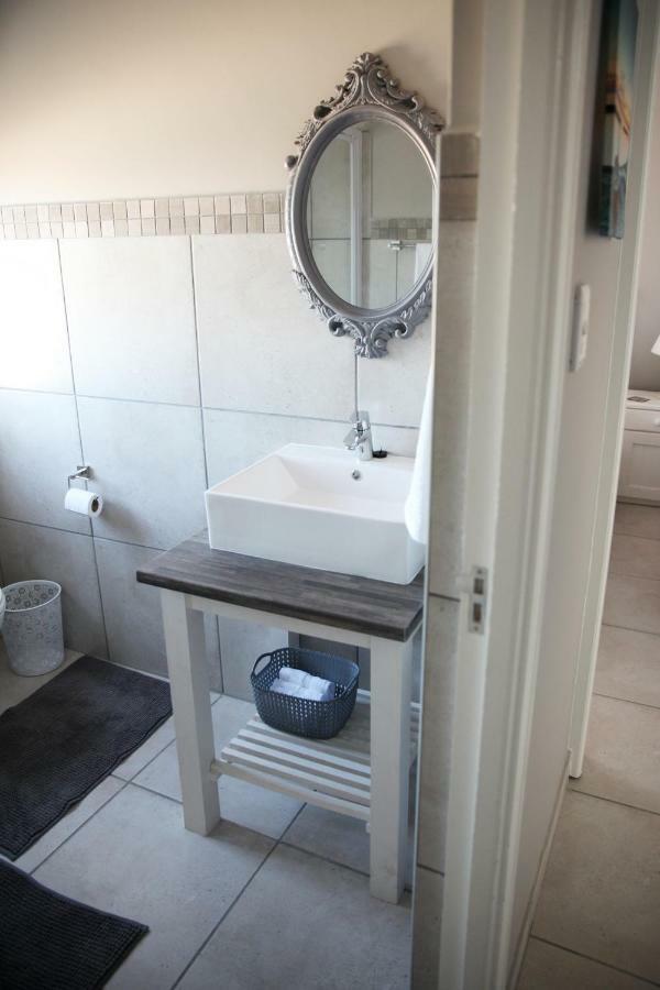 Mari-Amor Self-Catering Apartments موسيلباي المظهر الخارجي الصورة