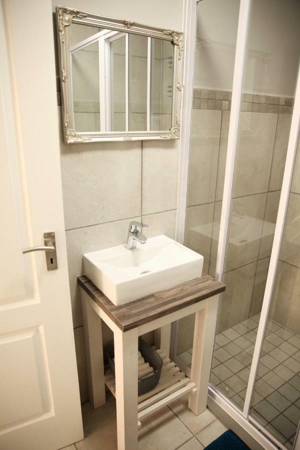 Mari-Amor Self-Catering Apartments موسيلباي المظهر الخارجي الصورة